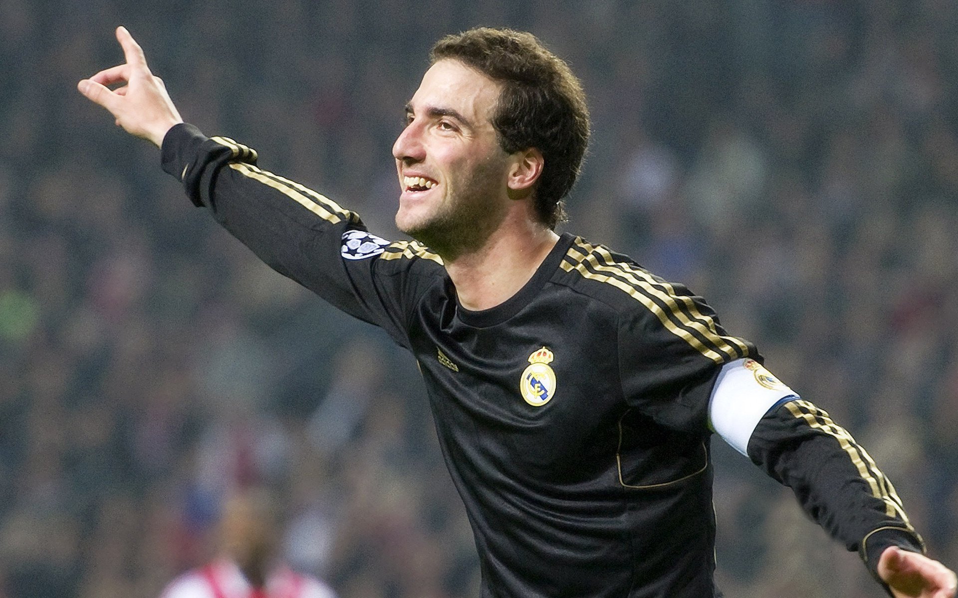 掘金首发前锋荣获“联盟最佳团队融合奖”，掘金战队